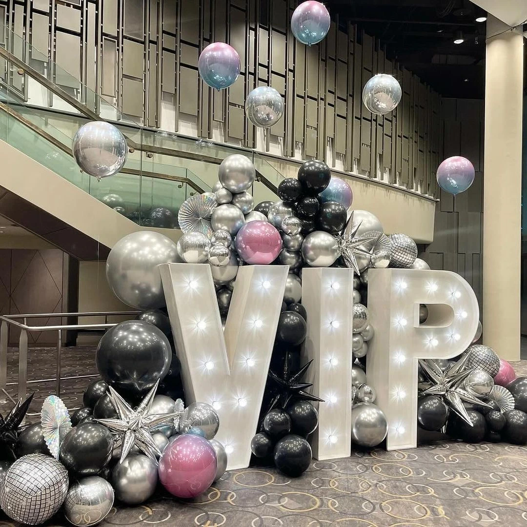 V I P! Our giant light up letters for @nuskin_europe at @clubwembley with balloons by @balloon_bouquets